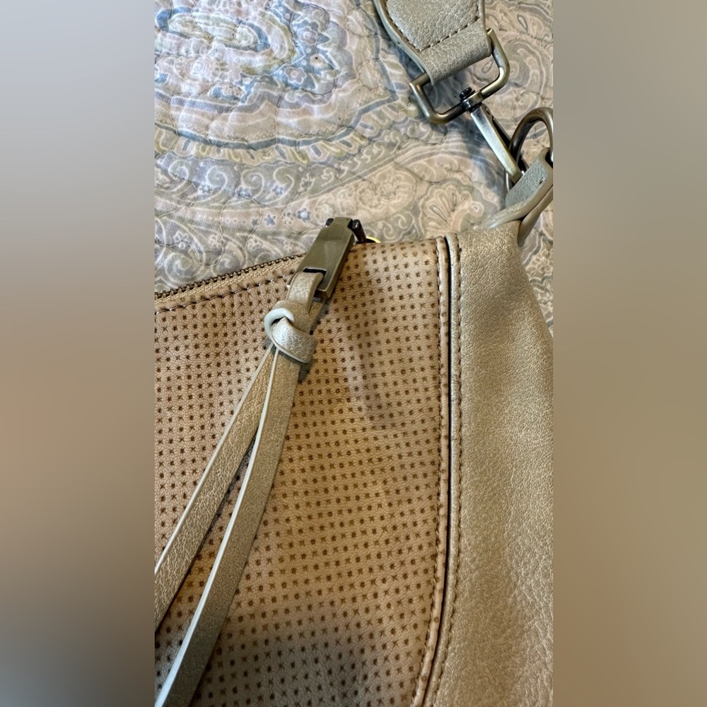 Anthropologie Urban Originals Luna Perforated Crossbody Bag - Picture 4 of 15
